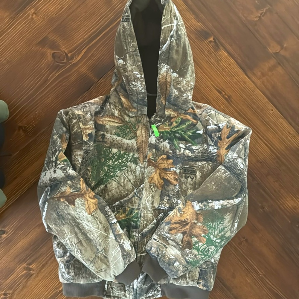 Realtree Camo Puffy Jacket with Quilted Fleece interior